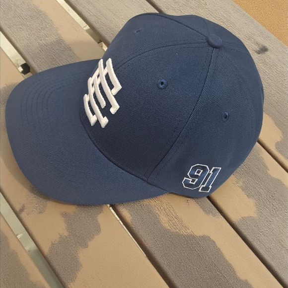 Eric Emanuel | Accessories | Eric Emanuel 9 Navywhite Snapback